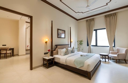 Mahmoorganj Hotel | Luxuria Varanasi By Moustache