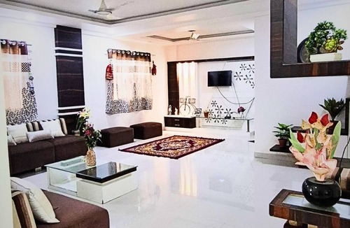 Nagpur Apartment | Luxurious 2-Bedroom Apartment with Premium Amenities and Serene Surroundings