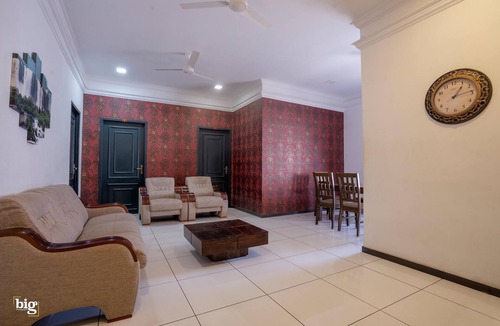KK Nagar Apartment | Luxurious 3 bed room service apartment