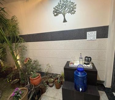 Mathura Hotel | Luxurious 3BHK Garden Villa At Prime Location