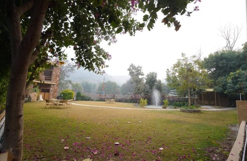 Bedla Villa | Luxurious 4-bedroom high-end, fully serviced villa in the lap of nature