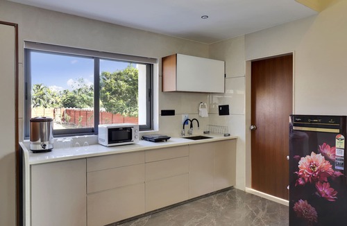 Baradia Villa | Luxurious 4 BHK Villa surronded by Greenary Entire Villa with Kitchen