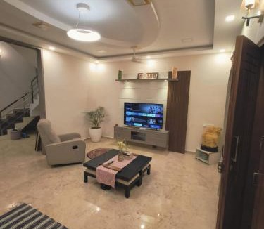 Auroville Villa | Luxurious Farm House - Auroville, Edayanchavadi