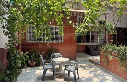 New Delhi Villa | Luxurious Ground Floor -Situated in the highly secured, serene VIP area Delhi