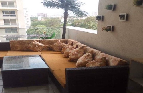 Hadapsar Apartment | Luxurious private Home cat allowed Amanora mall, seasons mall walking distances