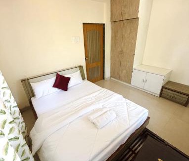 Kune N.m. Villa | Luxury 3BHK PrivatePool Villa Gold Valley Lonavala