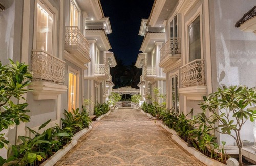 Valpoy House | Luxury 4bhk Pool Getaway in North Goa Villa Kaia
