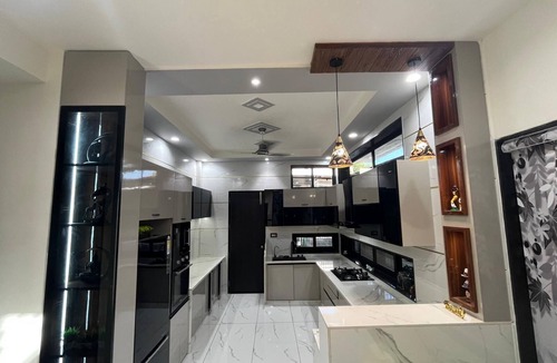 Vadodara Villa | Luxury 4BHK Villa with Scenic Views — Perfect for NRIs, Families & Professionals
