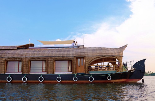 Anantha Narayanapuram Boat Rental | Luxury 5 bedroom boat house with open deck