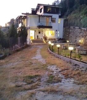 Shimla Ski Chalet | Luxury Chalet Villa