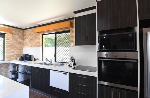 Woodgate House | Luxury & Comfort is key to a Beach Holiday