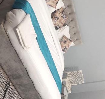 Sector 63 Apartment | Luxury dreamvilla