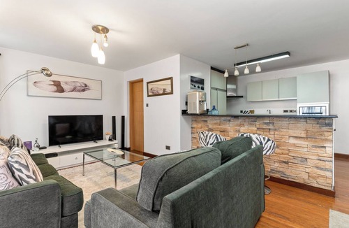 Kilimani Apartment | Luxury Duplexes in Kilimani with Pool, Gym, Italian restaurant & Rooftop Lounge.