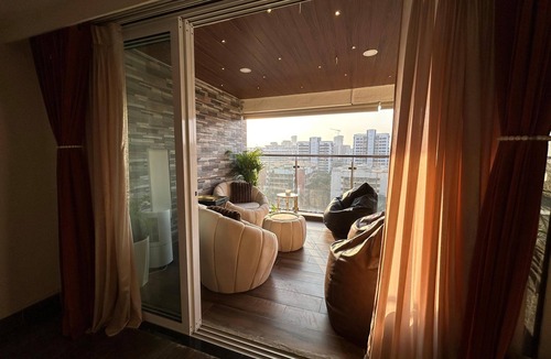 Andheri West Apartment | Luxury Insta Aesthetic Party Pad