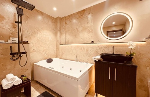 Bedla Hotel | Luxury Jacuzzi Boutique Stay in Udaipur Hotel Hemsa Connect
