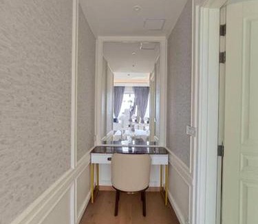 Bengaluru Apartment | Luxury Leela residence studio apartment, near Bangalore airport,Manyata tech park