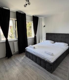 Bacau Apartment | Luxury Lion Crib
