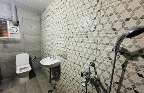 Hyderabad Apartment | Luxury Modern 2BHK flat