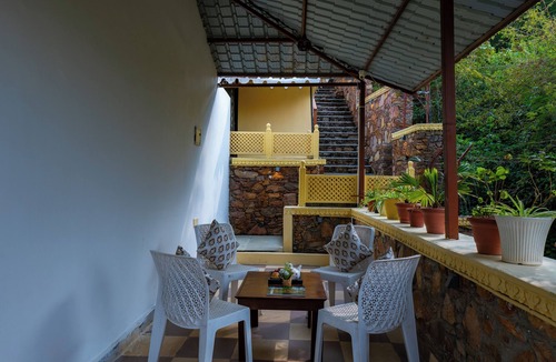 Bedla Villa | Luxury Private 4BHK Villa with Pool & Swiss Tents