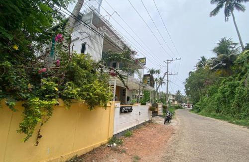 Varkala House | Luxury Private Villa by KattilHome Varkala