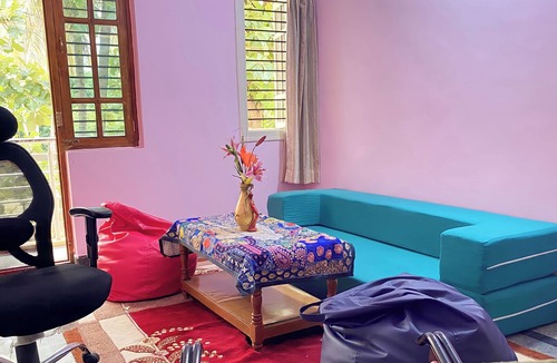 Mysore Apartment | Luxury Queen Beds, Farm/Hill view, 5km center