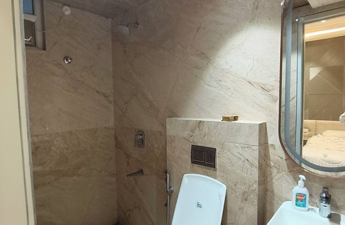 Banjara Hills House | Luxury Stay at Banjara Hills Hotel-Style 2BHK