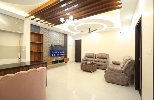 Bengaluru Apartment | Luxury Stay with Outdoor Pool and Gym near Bangalore Airport