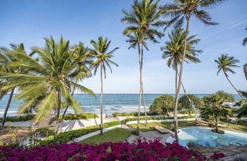 Matemwe Villa | LUXURY VILLA ON THE BEACH with staff/PRIVATE VILLA on the beach with staff