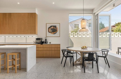 North Bondi House | Luxury Villas Bondi Pool Oasis (Walk to the beach)