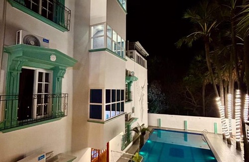 Kuilapalayam Hotel | LUXUS Resort - Swimming Pool