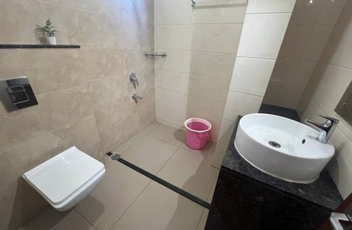 Dharwad Hotel | M R RESIDENCY DHARWAD