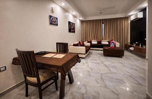 Vrindavan Villa | Madhav Villas