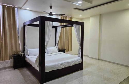 Rajawas Hotel | Madhogarh