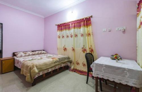 Arambol House | Madrid Home Goa 2 min walk to Beach