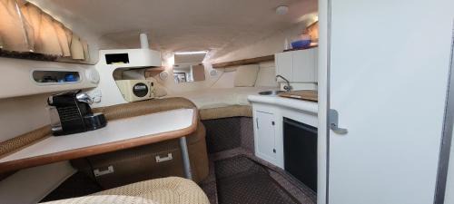 Mangalia Boat Rental | MAGIC - MAGIC POINT