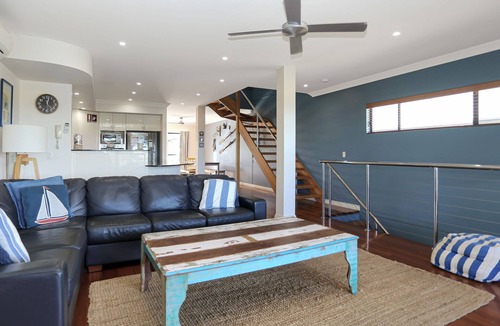 Hawks Nest House | Magnificent Views - Mariners Mark 3