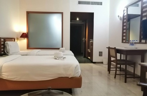 Satara Hotel | Maharaja Regency
