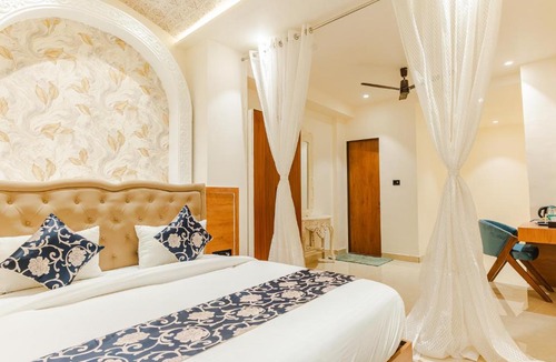 Thane West Hotel | Mahaveer Residency Hotel