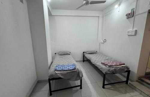 Kolhapur Hotel | Mahayaatri Niwas