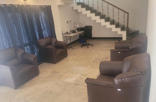 Hyderabad House | MAJESTIC MAHINDRA HILLS hEIGHTS -BR1