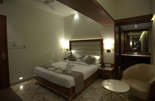 Mira Road East Hotel | Majestic Suites - A Boutique Hotel