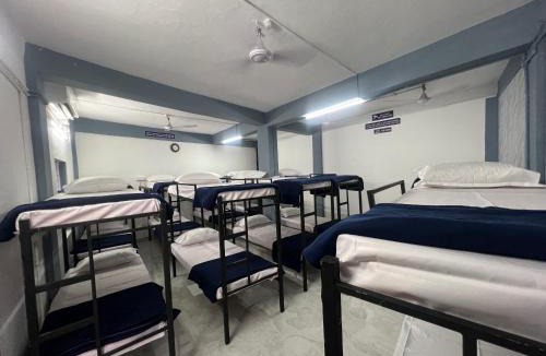 Adyar Hostel | Malabar guest house