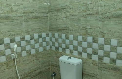 Thirunallar Hotel | Malar Residency