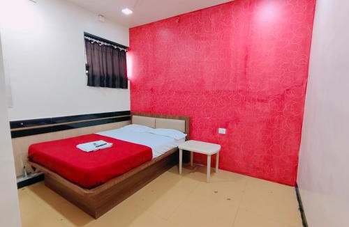 Central Pune House | Malhar Guest House