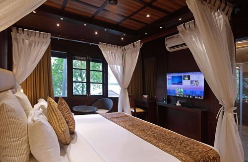 Kuzhuppilly Resort | Maliekal Heritance Cherai