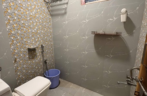 Hyderabad House | Manasara | 2BR Private Pool Cottage by Homeyhuts