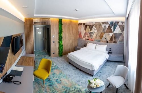 Suceava Hotel | Mandachi Hotel & SPA