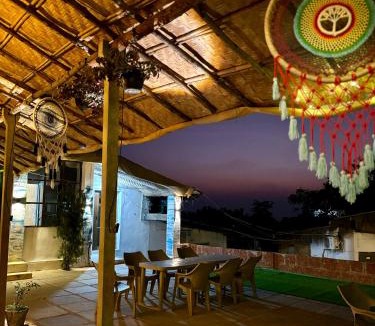 Mandrem Hotel | Mango hill resort