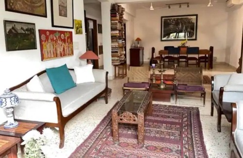 Malviya Nagar Apartment | Mango tree apartment in heart of South Delhi