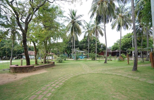 Chittur Resort | Mango Village